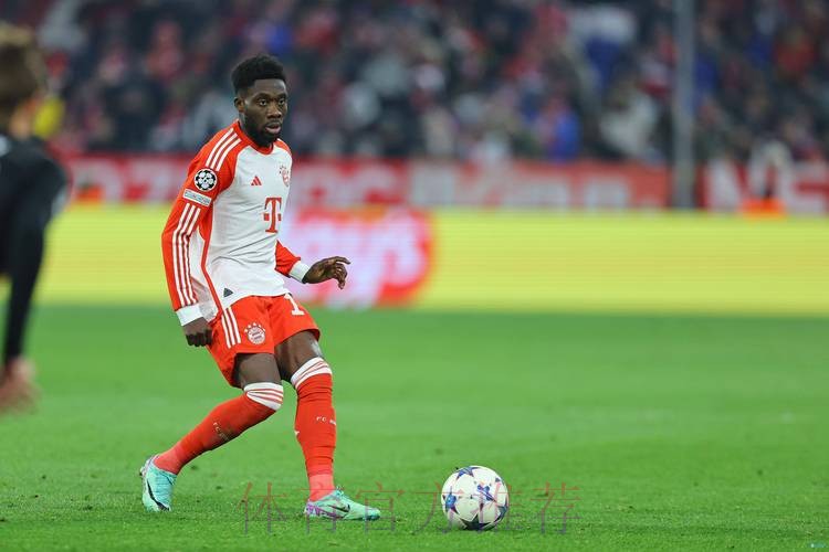 皇马有意阿方索-戴维斯 但只会选择在今夏签 皇马有意阿方索-戴维斯 但只会选择在今夏签